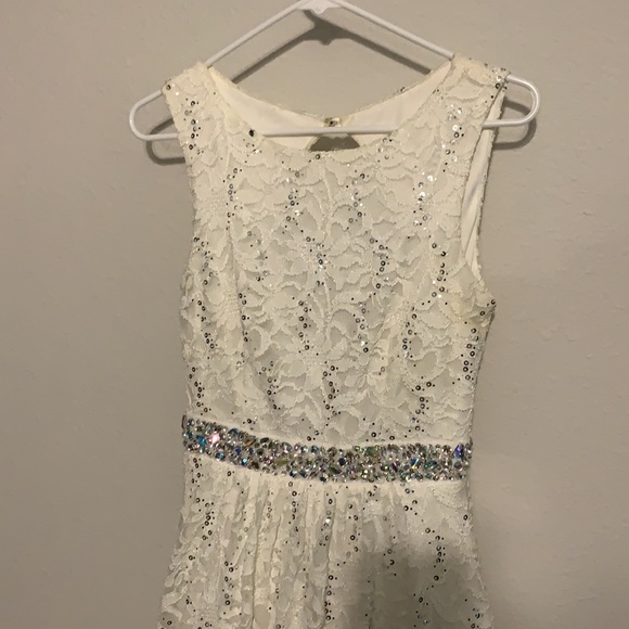 Dress - Picture 2 of 5